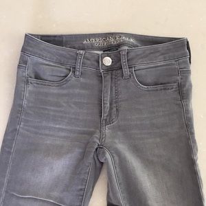 American Eagle gray skinny jeans